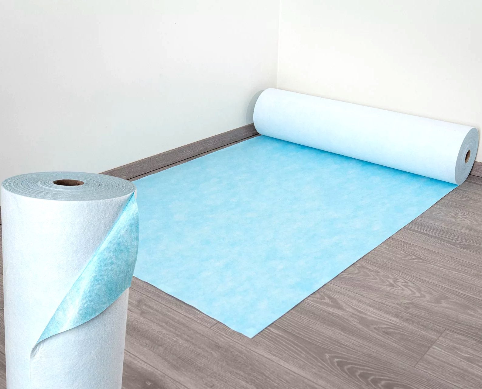 Samoprzylepna włóknina ⎟ Paroprzepuszczalna